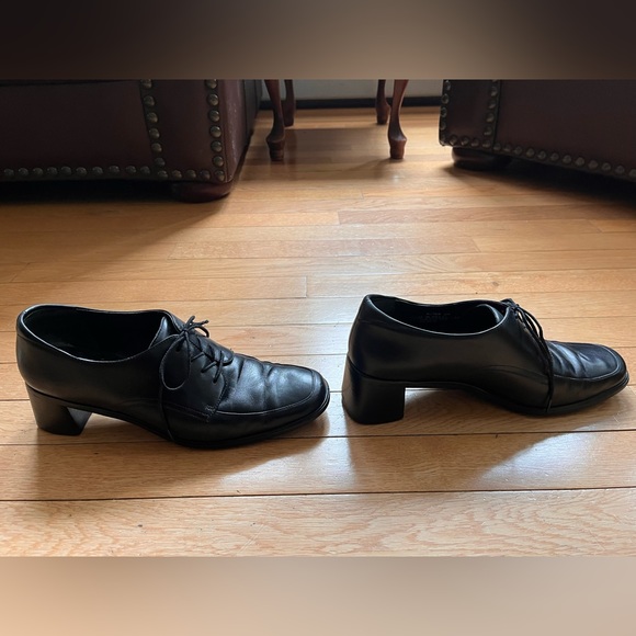 Black Heeled Lace Up Loafers - Picture 2 of 8